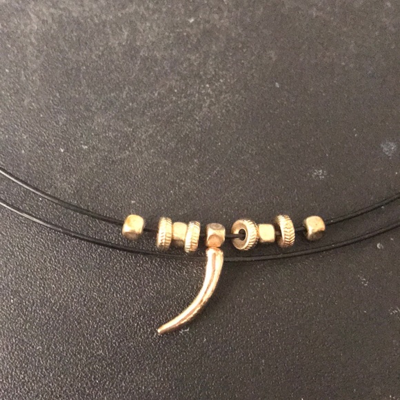 Chocker - Picture 2 of 2